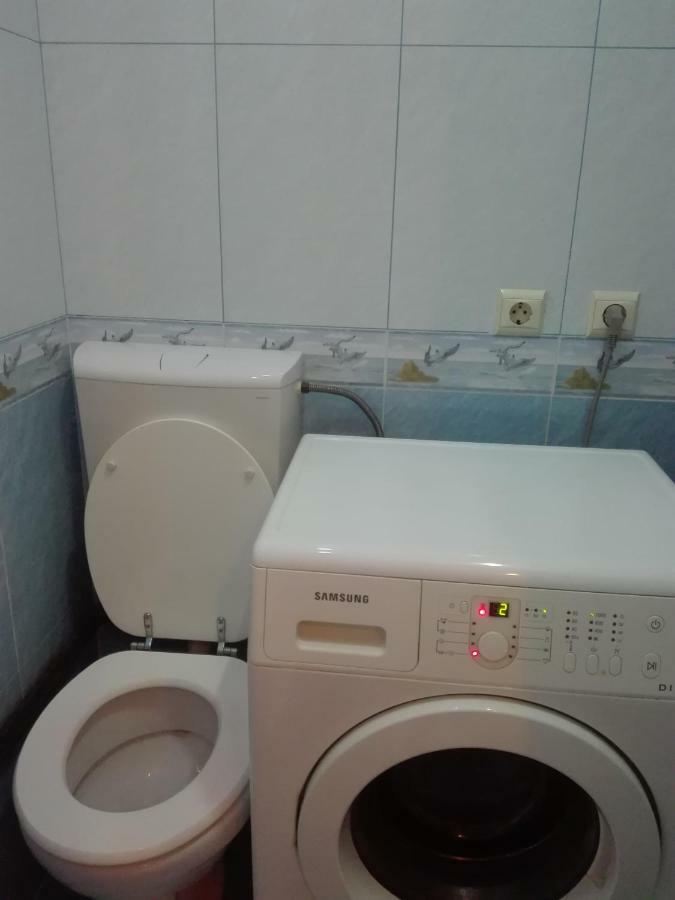Alexandra 'S Studio Apartment Brasov Bagian luar foto
